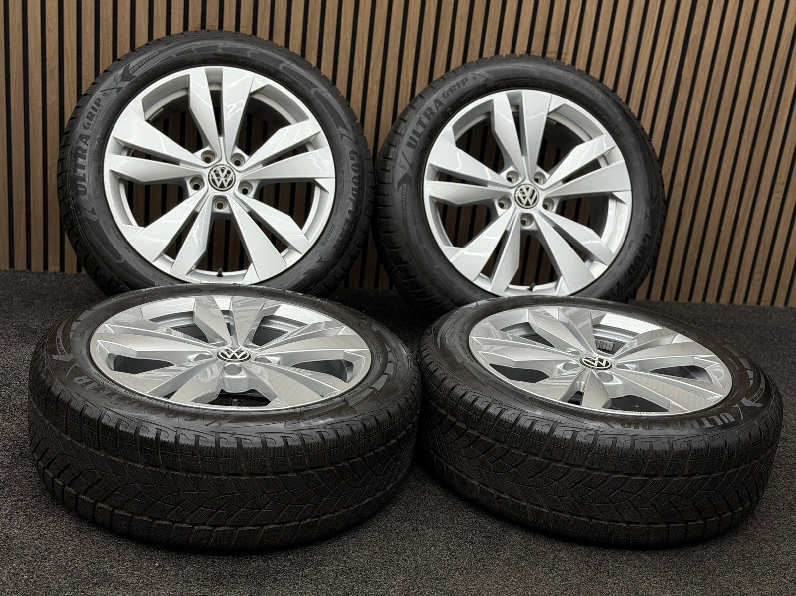 Originele 18 inch VW ID.3 Loen 5x112 ET50 Goodyear 215/55/18, Ophalen, 18 inch, 215 mm, .