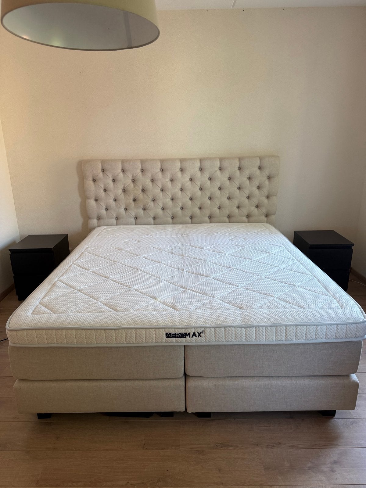Swiss Sense boxspring met hoofdbord en matras, Huis en Inrichting, Slaapkamer | Bedden, Ophalen, Gebruikt, Beige, Tweepersoons