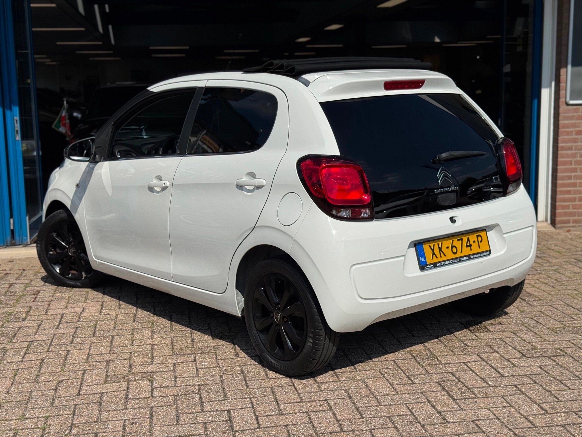 Citroen C1 1.0 VTi Airscape Shine 2019 Cabrio NAVI CLIMA NAP, Auto's, Voorwielaandrijving, Dealer onderhouden, Gebruikt, 4 stoelen