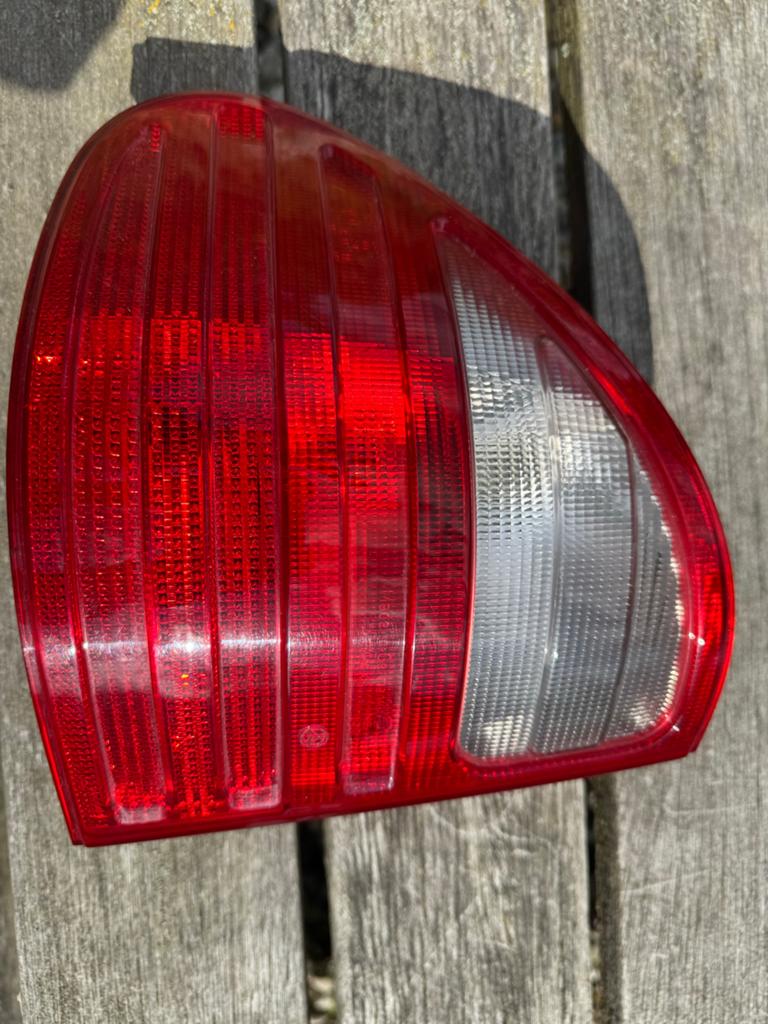Mercedes-Benz W210 E-Klasse Achterlicht links A2108204764, Auto-onderdelen, Verlichting, Ophalen of Verzenden, Gebruikt, Mercedes-Benz