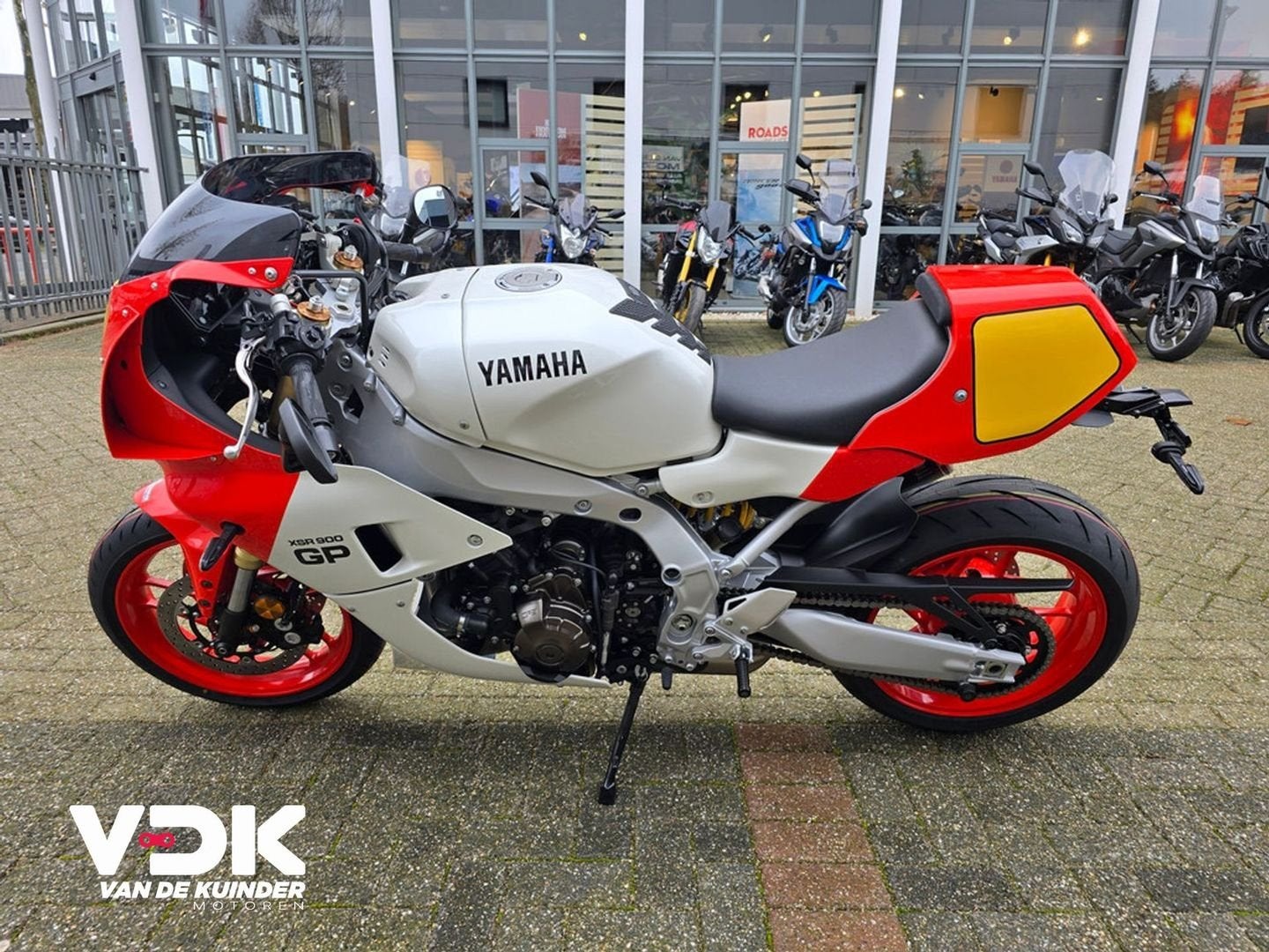 Yamaha XSR 900 GP LEGEND (bj 2026), Motoren, Motoren | Yamaha, 890 cc, Motorrijbewijs A, Bedrijf, Onbekend