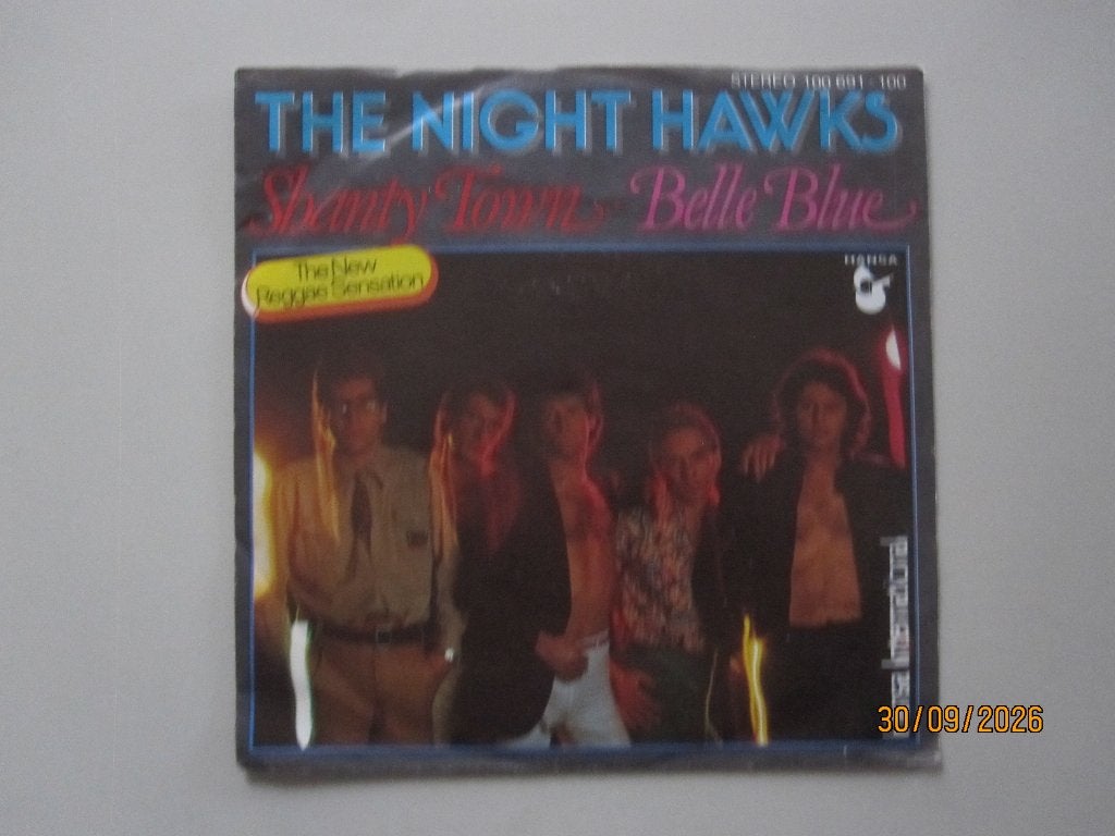 THE NIGHT HAWKS - shanty town - vinyl 7', Gebruikt, 7 inch, Ophalen of Verzenden, Reggae en Ska
