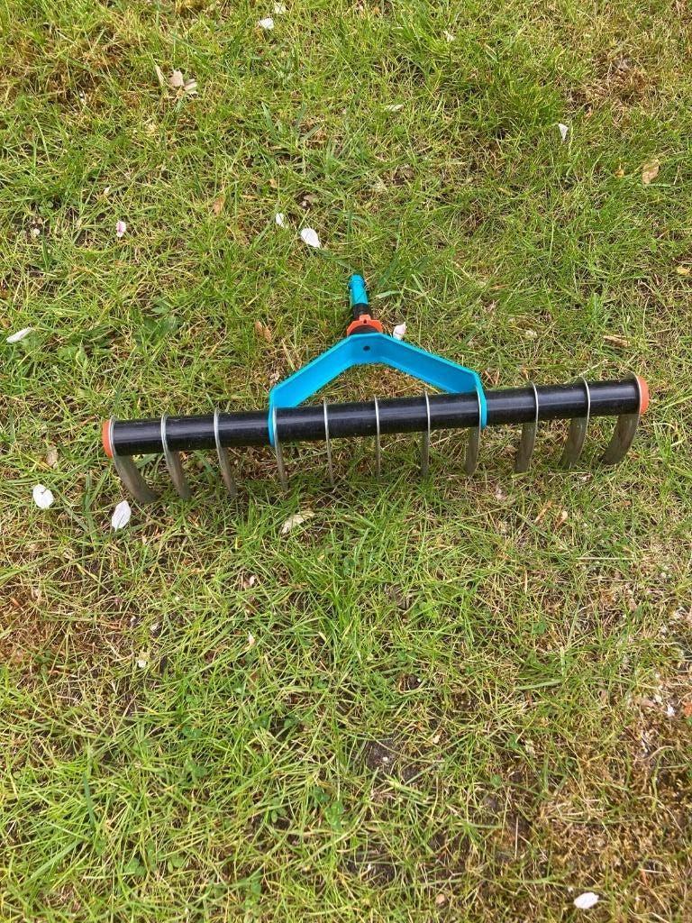 Verticuteerhark Gardena, Ophalen of Verzenden, Zo goed als nieuw, Hark, Gardena / Husqvarna