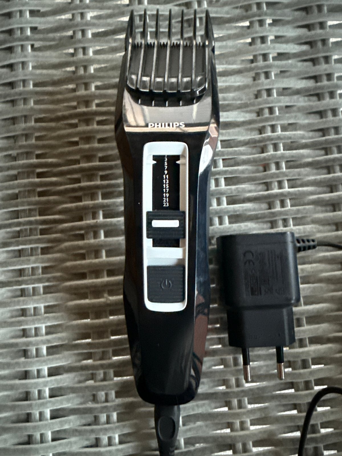 Philips baardtrimmer/tondeuse met verstelbare kam, Ophalen, Gebruikt, Scheren en Epileren