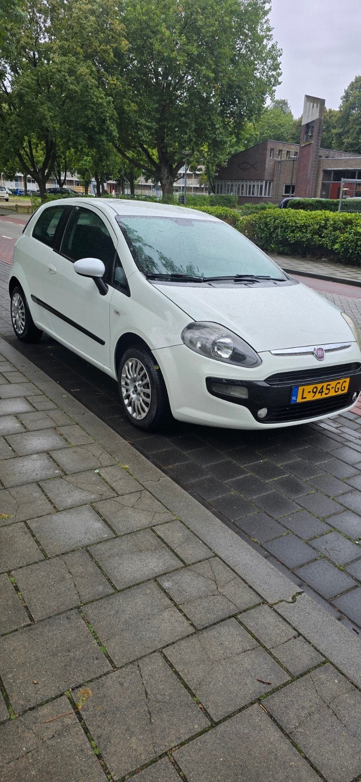 Fiat Punto 1.2 51KW/69PK 3DR Grande 2011 Wit, Auto's, Voorwielaandrijving, 4 cilinders, Wit, Handgeschakeld