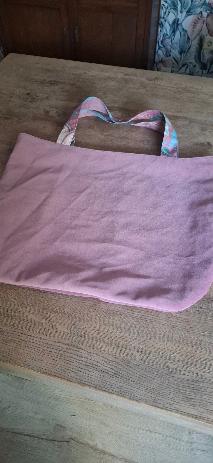 Zelfgemaakte omkeerbare tas - Roze met bloemenprint, Sieraden, Tassen en Uiterlijk, Tassen | Damestassen, Ophalen of Verzenden