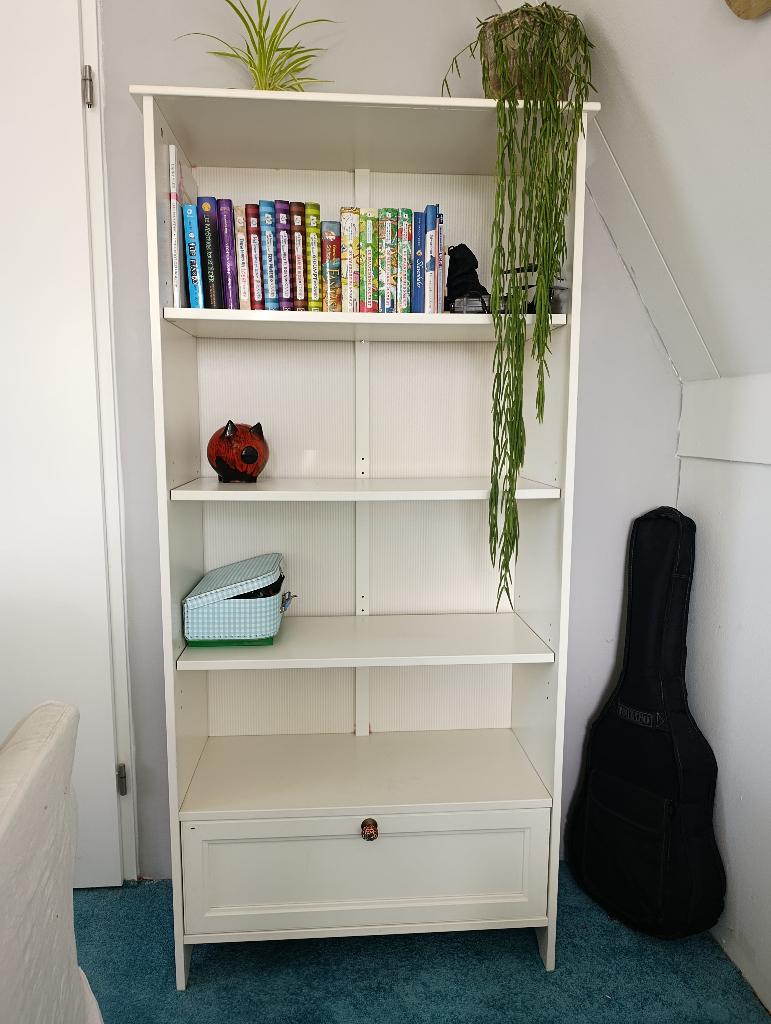 boekenkast van Ikea, Ophalen, Met plank(en), Gebruikt, 50 tot 100 cm