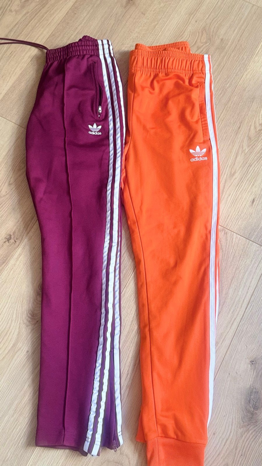 Adidas broek maat XS (158/164) - Oranje en Paars, Paars, Ophalen of Verzenden, Zo goed als nieuw, Maat 34 (XS) of kleiner