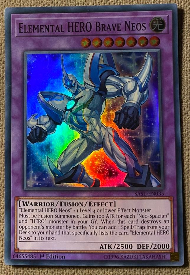 Yu-Gi-Oh! Elemental HERO Brave Neos SAST 1st Edition !, Ophalen of Verzenden, Zo goed als nieuw, Losse kaart, Foil