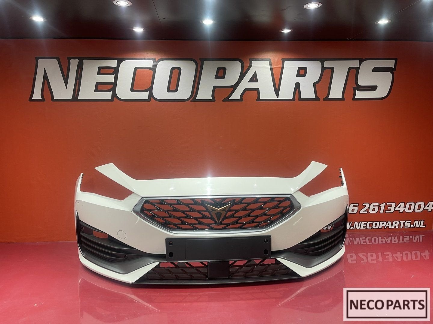 SEAT LEON CUPRA IV 5FA RADAR VOORBUMPER ALLES LEVERBAAR!!!, Gebruikt, -, Ophalen of Verzenden, Achter