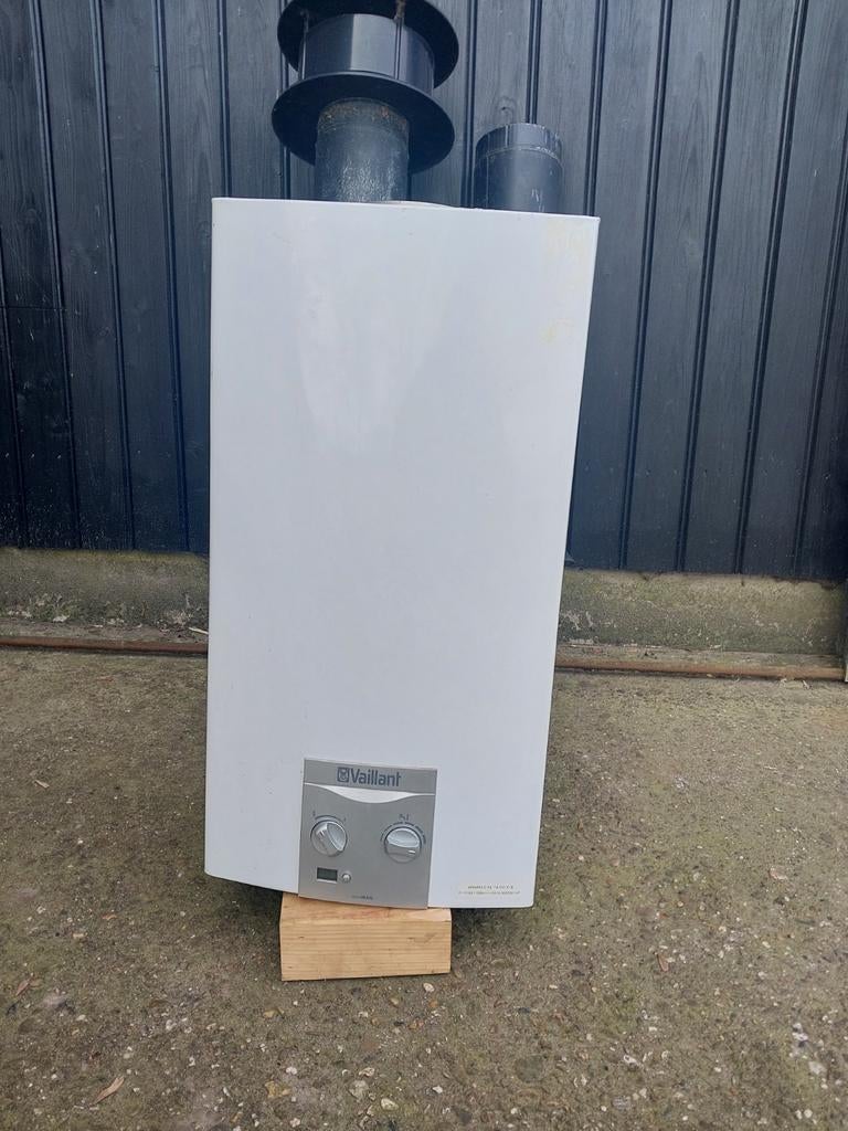 Vailiant Atmomag 14 butaan, Geiser, Ophalen of Verzenden, 6 t/m 10 jaar oud, Minder dan 20 liter