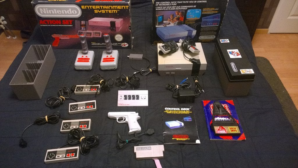 Complete Nitendo Nes verzameling met games, Spelcomputers en Games, Spelcomputers | Nintendo NES, Ophalen, Gebruikt, Met 3 controllers of meer