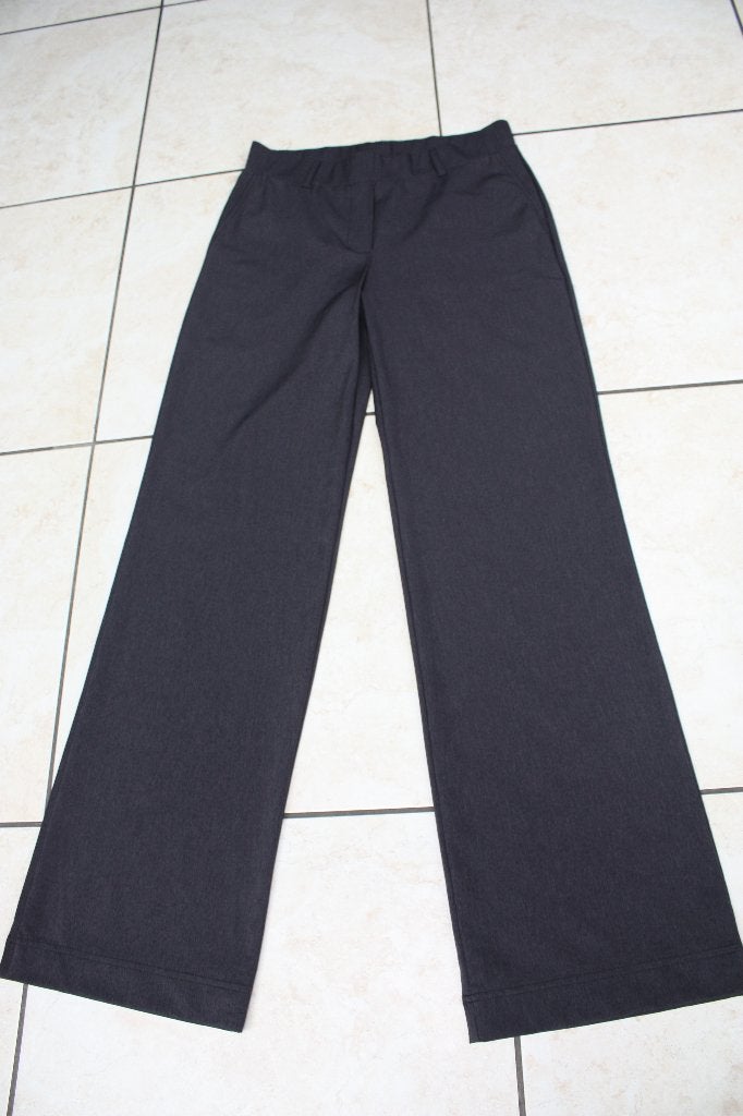 &Co Woman travelstof antraciet grijze broek wijde pijpen M, Maat 38/40 (M), Verzenden, &Co Woman, Zo goed als nieuw