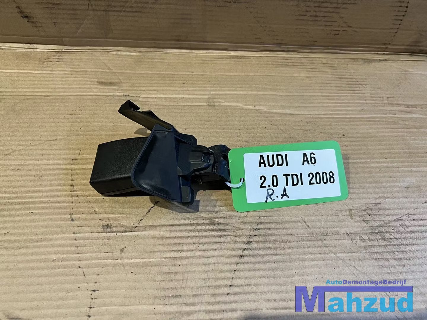 AUDI A6 C6 rechts achter dubbel gordel sluiting 2005-2011, Gebruikt, AUDI AG, Auto-Union-Strasse 1
85045  Ingolstadt, DE, Kundenbetreuung@audi.de