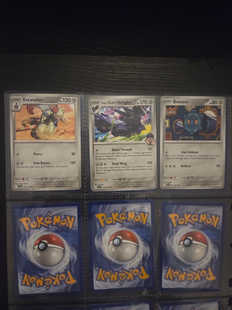 Pokémon kaarten Escavalier, Corviknight, Bronzor, Ophalen of Verzenden