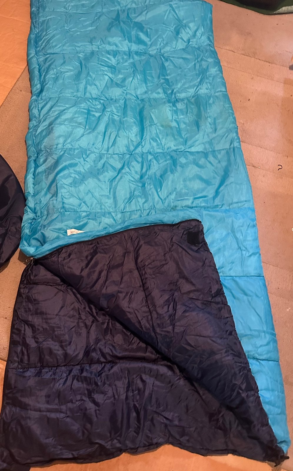 Comfortabele Slaapzak - Ideaal voor Kamperen en Logeren, Ophalen of Verzenden, Gebruikt