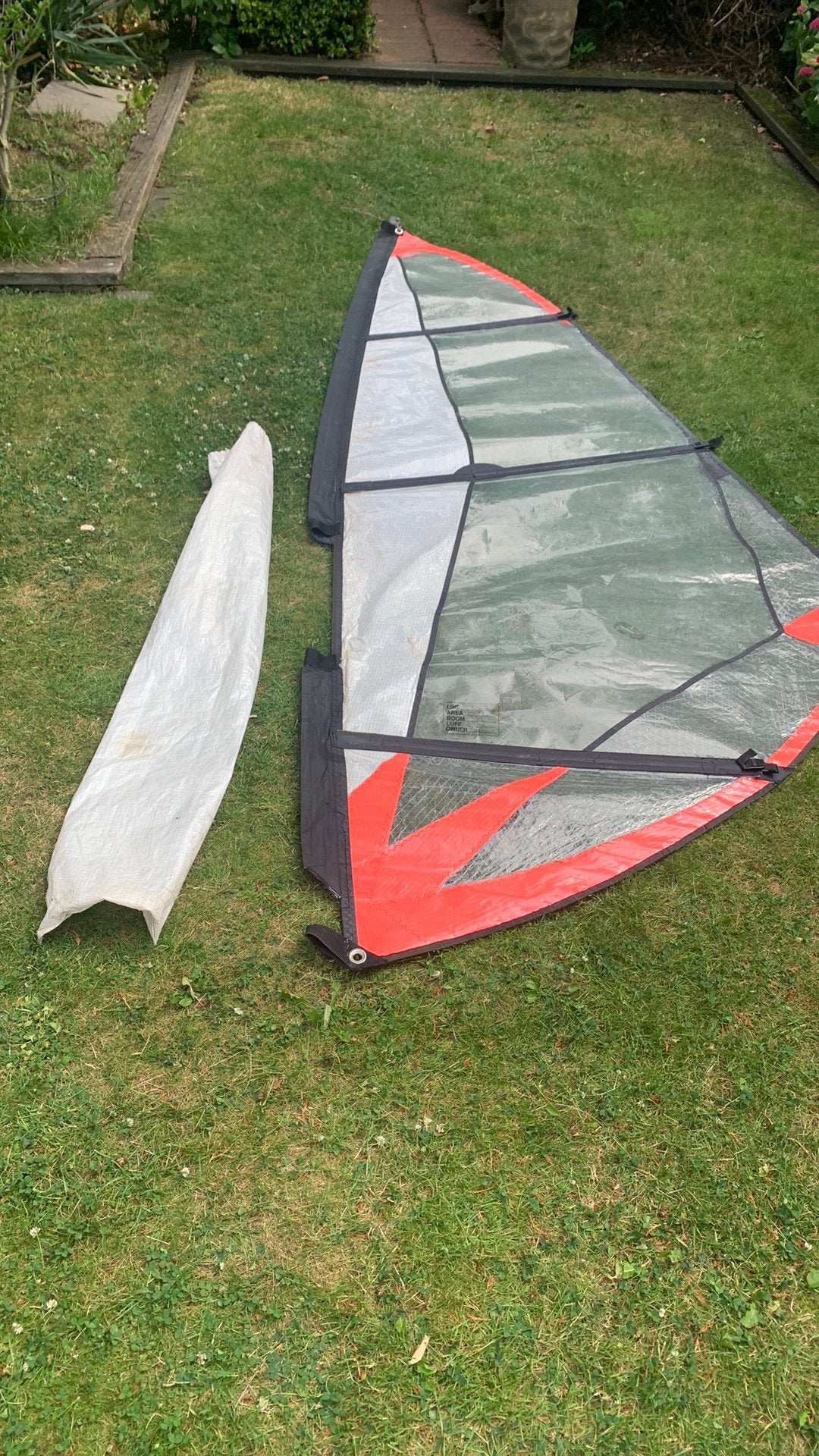 Windsurfzeil kinderzeil 3.2 m2, Watersport en Boten, Ophalen, Zo goed als nieuw, Zeil