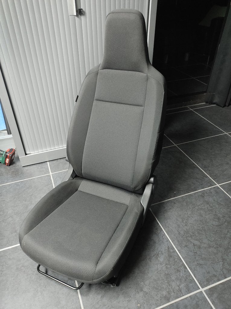 Nieuwe autostoel uit de stal van vw audi skoda seat, Auto-onderdelen, Interieur en Bekleding, Ophalen of Verzenden, Nieuw, Seat