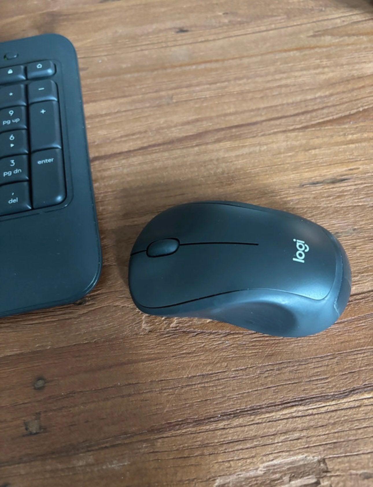 Foto 2 van Logitech keyboard & mouse