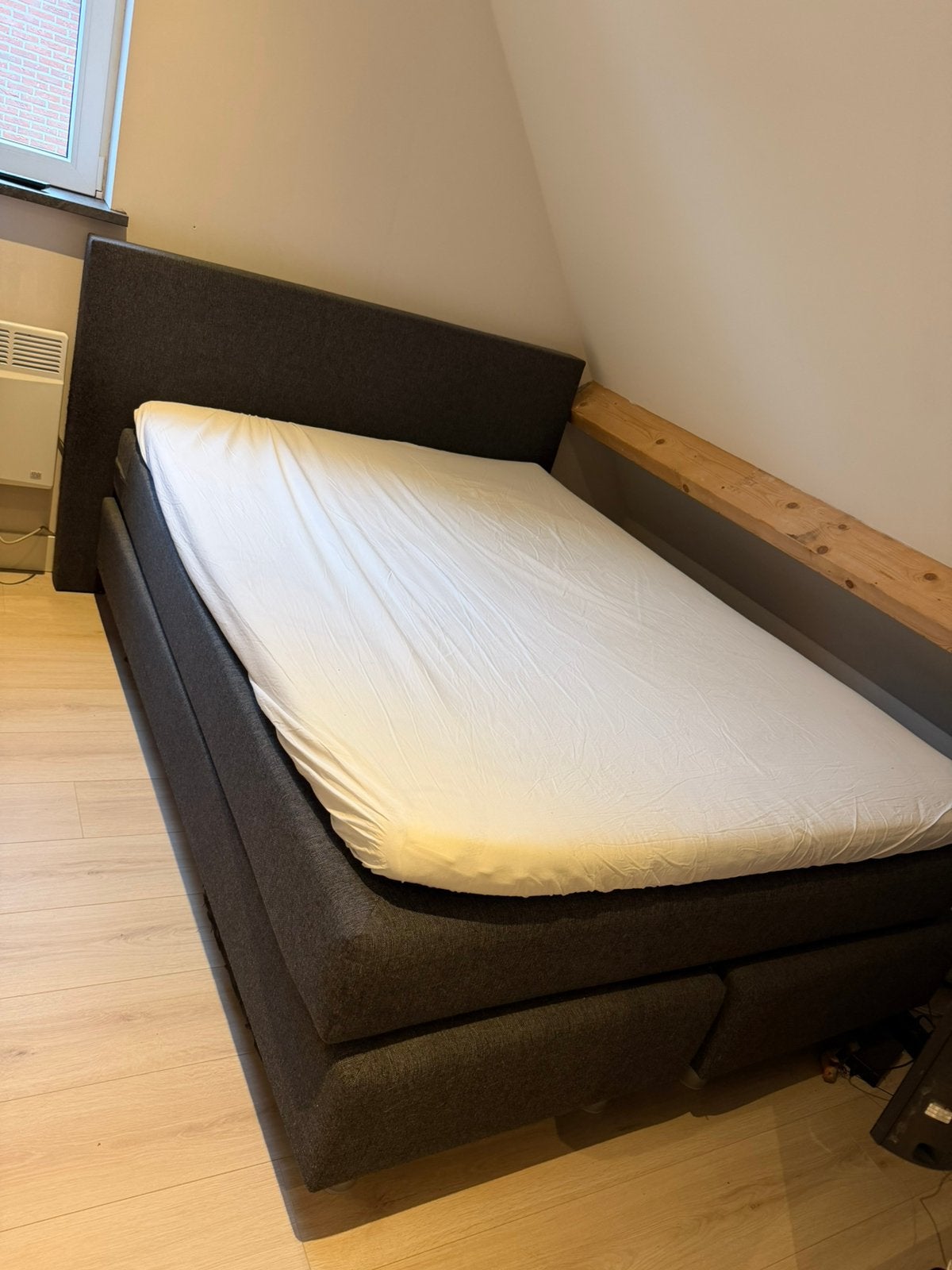 Boxspring 140x200 cm – donkergrijs – met topper, Huis en Inrichting, Slaapkamer | Boxsprings, Ophalen, Gebruikt, Tweepersoons