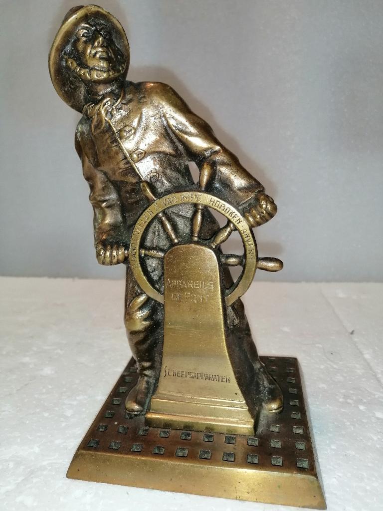 Antiek zwaar bronzen beeld Een Schipper, h19x5x6, Antiek en Kunst, Ophalen of Verzenden, Handgemaakt, 20 - 50 cm, Beeld