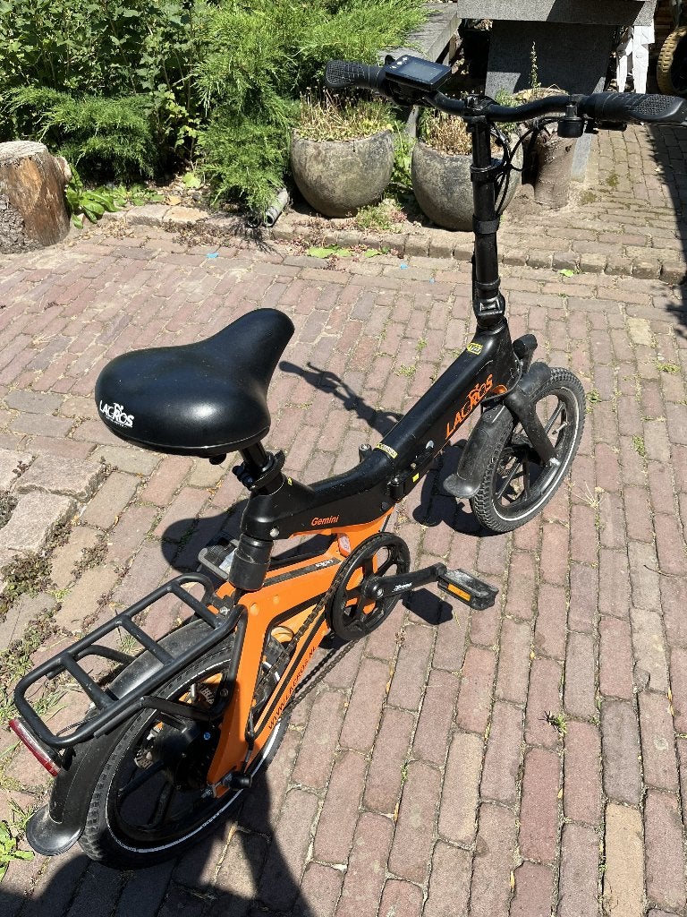 Lacros gemini, Fietsen en Brommers, Fietsen | Vouwfietsen, 16 tot 18 inch, Zo goed als nieuw, Totaal opvouwbaar, Schijfrem
