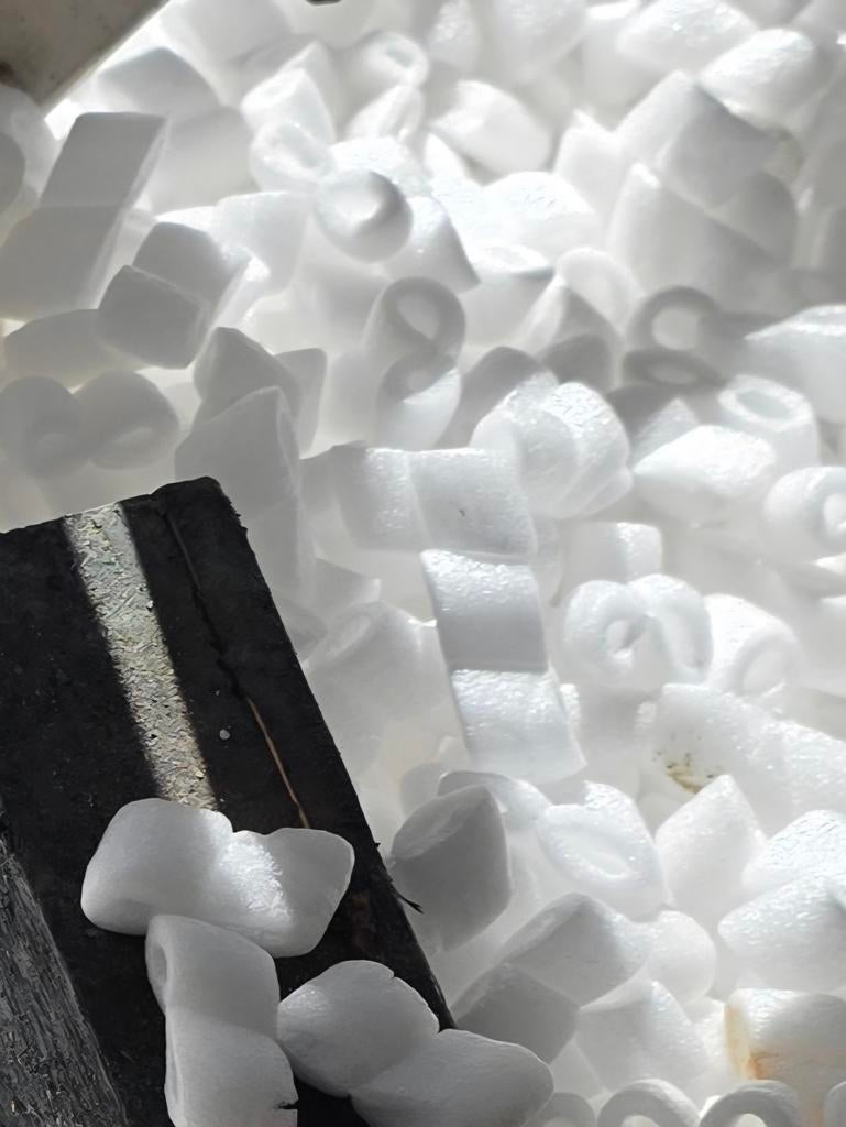 Drowa isolatiechips voor kruipruimte isolatie, Gebruikt, 15 m² of meer, Vloerisolatie, Piepschuim (Tempex)