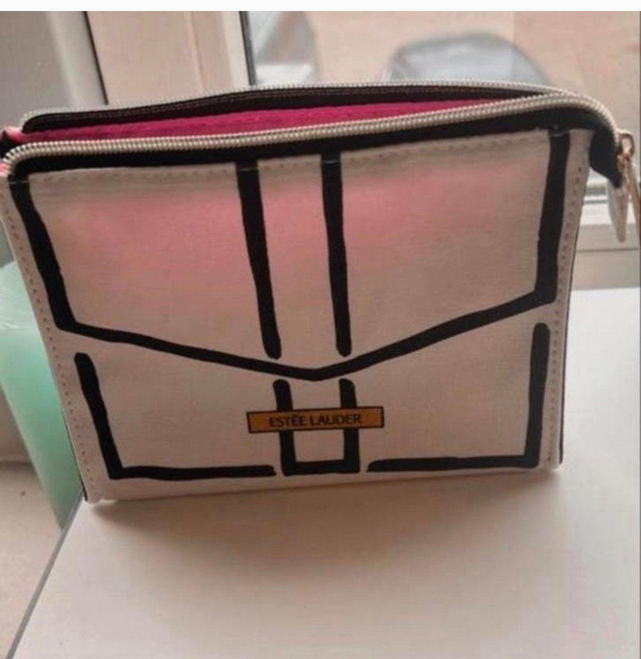 Estee lauder toilettas, Sieraden, Tassen en Uiterlijk, Toilettassen, Ophalen of Verzenden, Nieuw, Wit, Dame