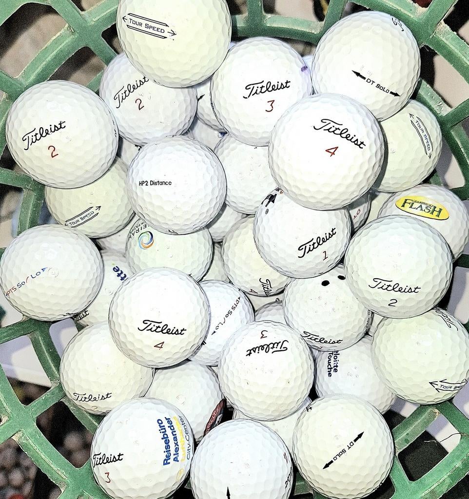 50 Titleist mix AAAA golfballen, Sport en Fitness, Golf, Ophalen of Verzenden, Zo goed als nieuw, Bal(len)