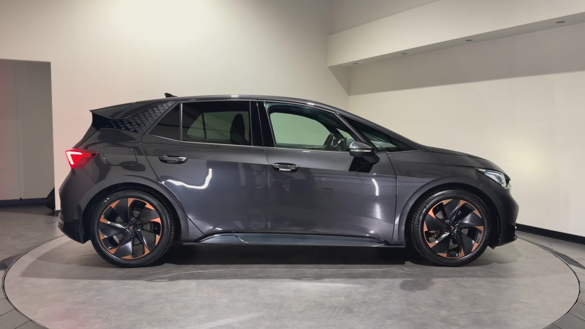 CUPRA Born Adrenaline One 62 kWh | ACC | Keyless | Stoelen &, Auto's, Automaat, 421 km, Achterwielaandrijving, Gebruikt