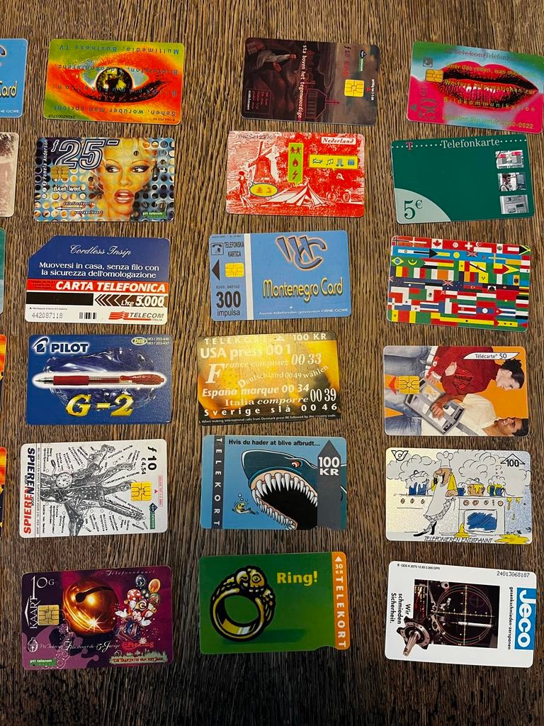Collectie telefoonkaarten uit diverse landen, Ophalen of Verzenden, Nederland