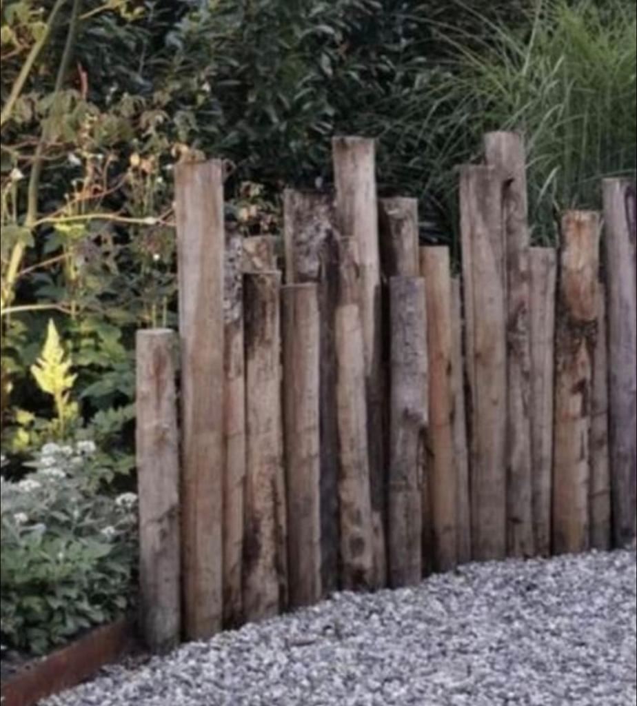 Kastanje palen afrastering schutting natuurlijk hout oprit