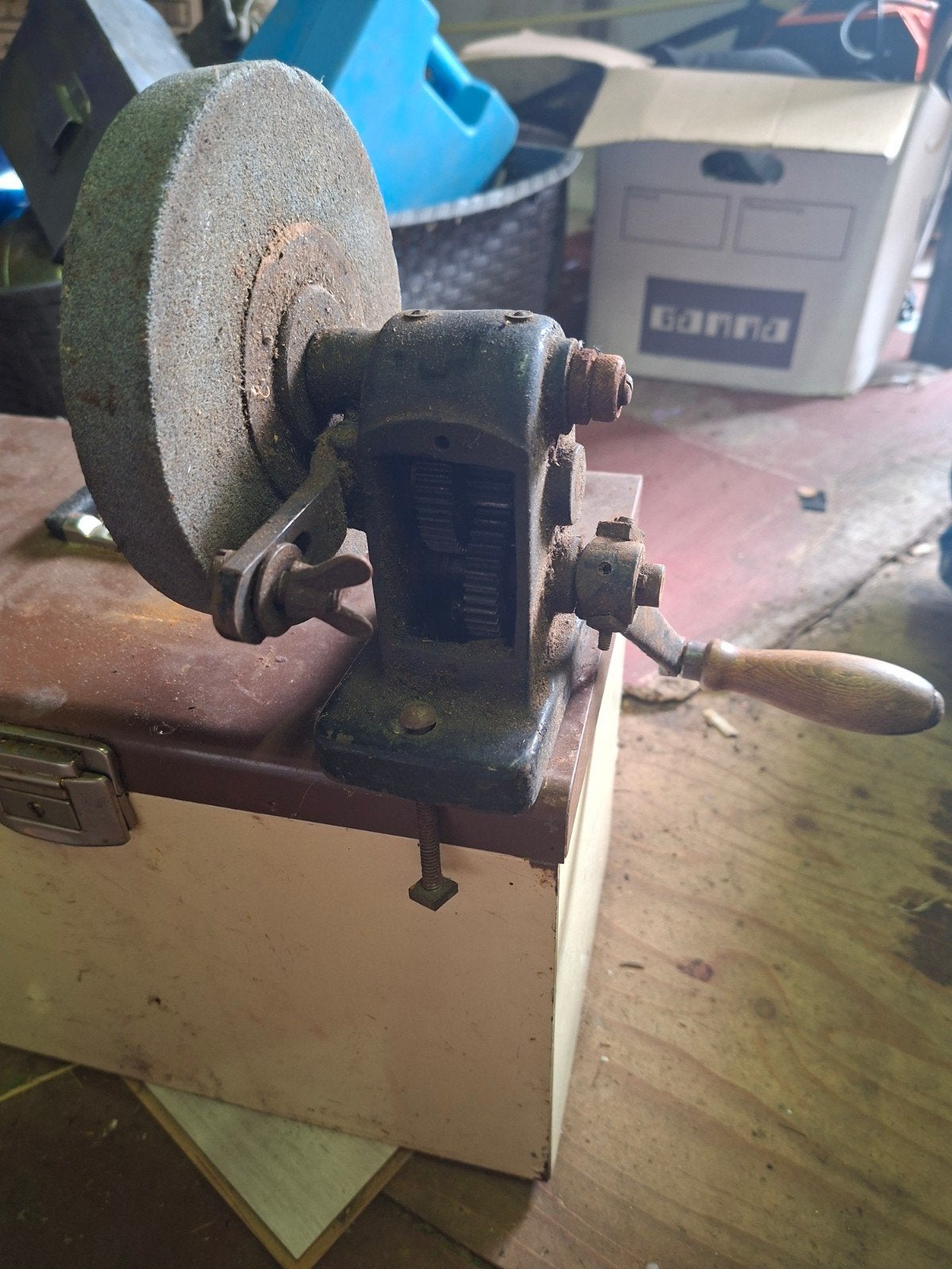 Antieke handbediende slijpmachine, Antiek en Kunst, Ophalen