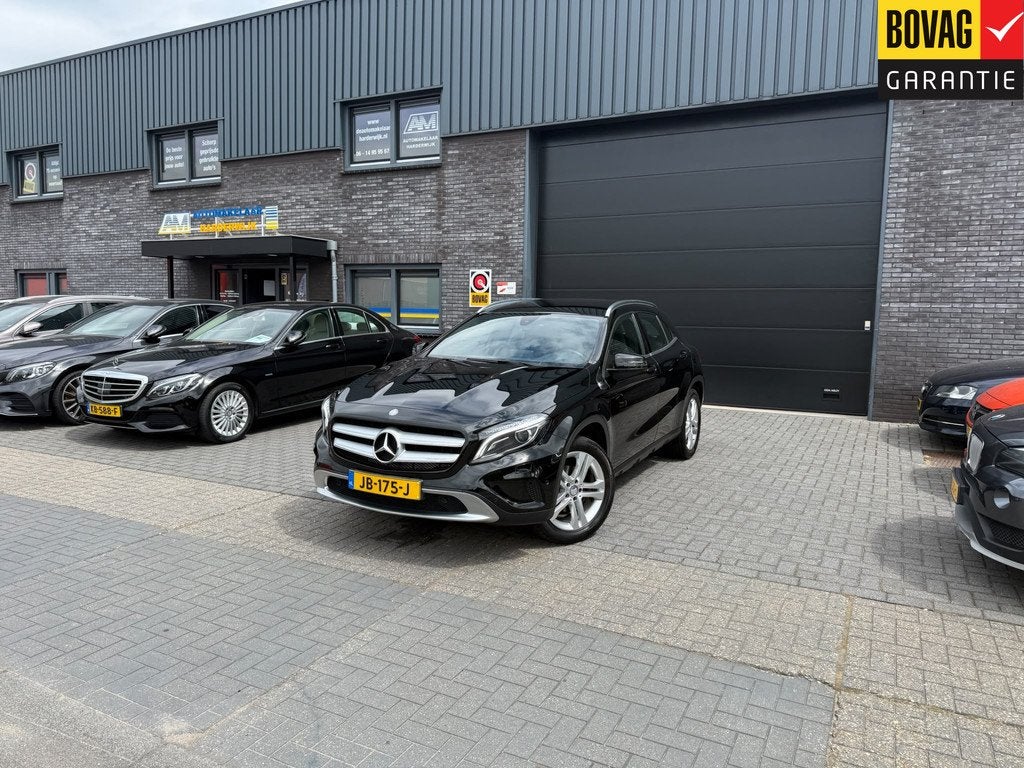 Mercedes-Benz GLA 180 Ambition | 12MND GARANTIE | AUTOMAAT |, Auto's, Mercedes-Benz, Gebruikt, 4 cilinders, 715 kg, Leder en Stof