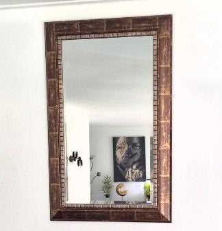 Grote spiegel met decoratieve lijst, Huis en Inrichting, Woonaccessoires | Spiegels, Ophalen, Zo goed als nieuw