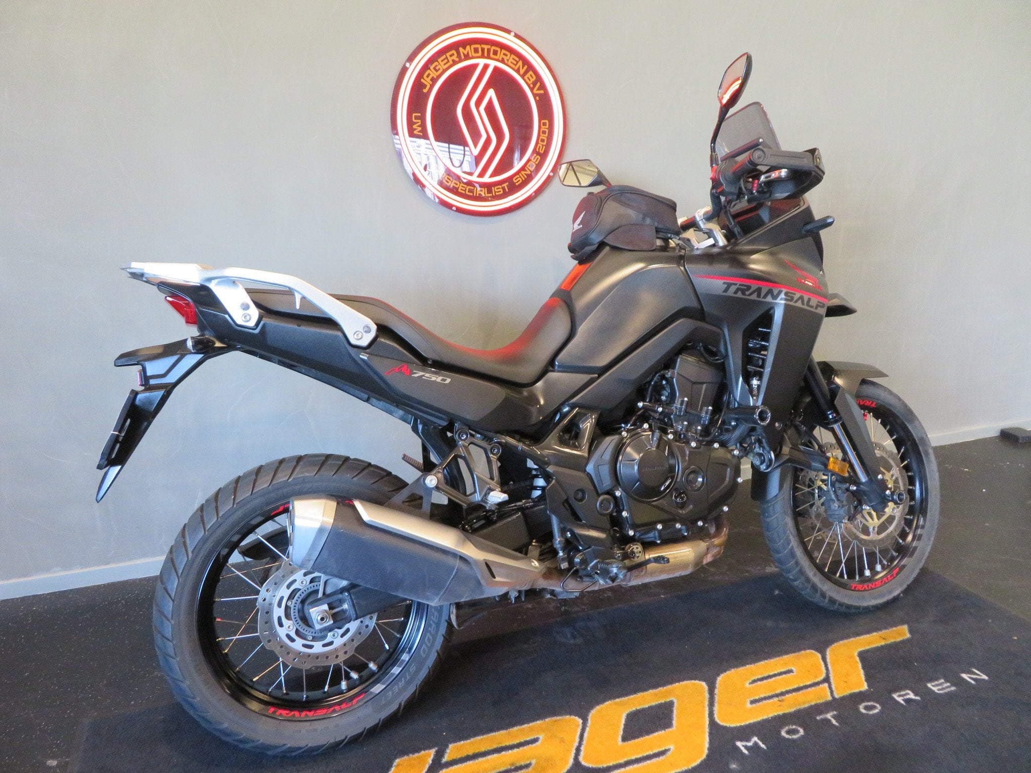 Honda XL 750 ABS TRANSALP TOP STAAT! (bj 2023), Motoren, Toermotor, Gebruikt, Bedrijf