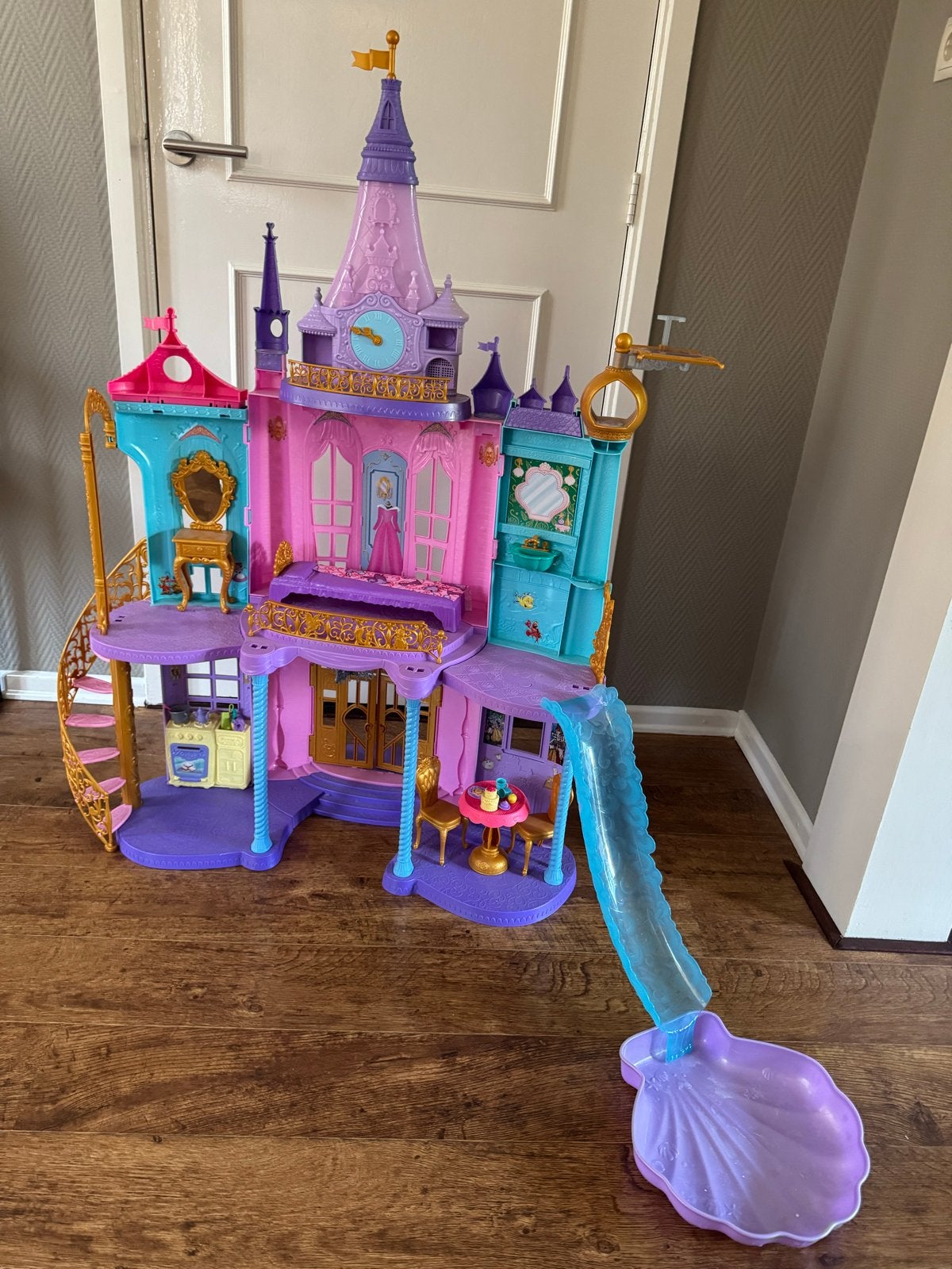 Disney Princess Kasteel met veel accessoires, Ophalen, Zo goed als nieuw, Meisje