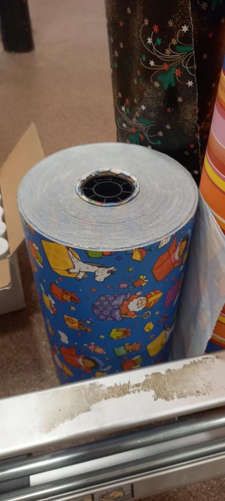 Legro Cadeaupapier Houder + 4Rollen Cadeau papier, Gebruikt, Ophalen of Verzenden, Legro, Nvt