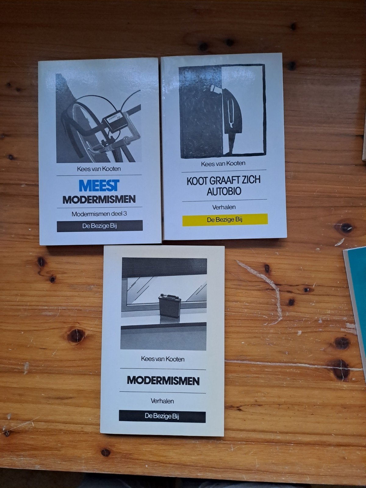 Kees van Kooten - Koot graaft zich autobio, Boeken, Ophalen of Verzenden, Zo goed als nieuw, Kees van Kooten