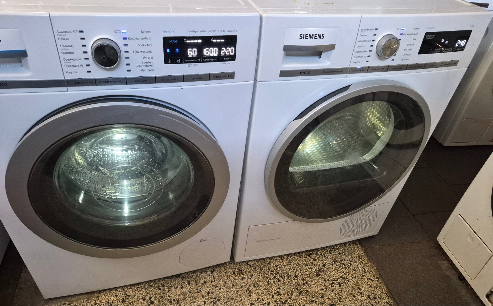 set Siemens iq 700 wasmachine en warmtepompdroger A ++ ,9kg, Ophalen, Minder dan 85 cm, 8 tot 10 kg, Voorlader