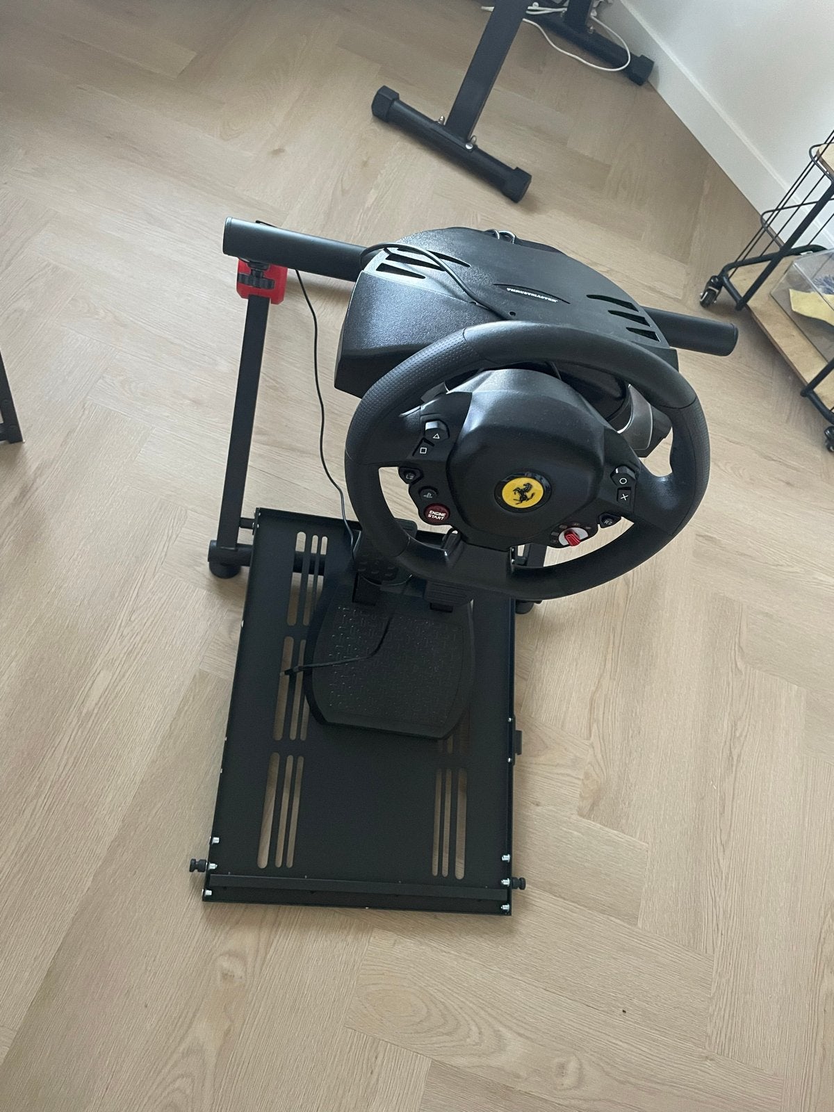 Thrustmaster T80 Ferrari 488 GTB Edition racestuur, Ophalen, Zo goed als nieuw, Stuur of Pedalen, PlayStation 4