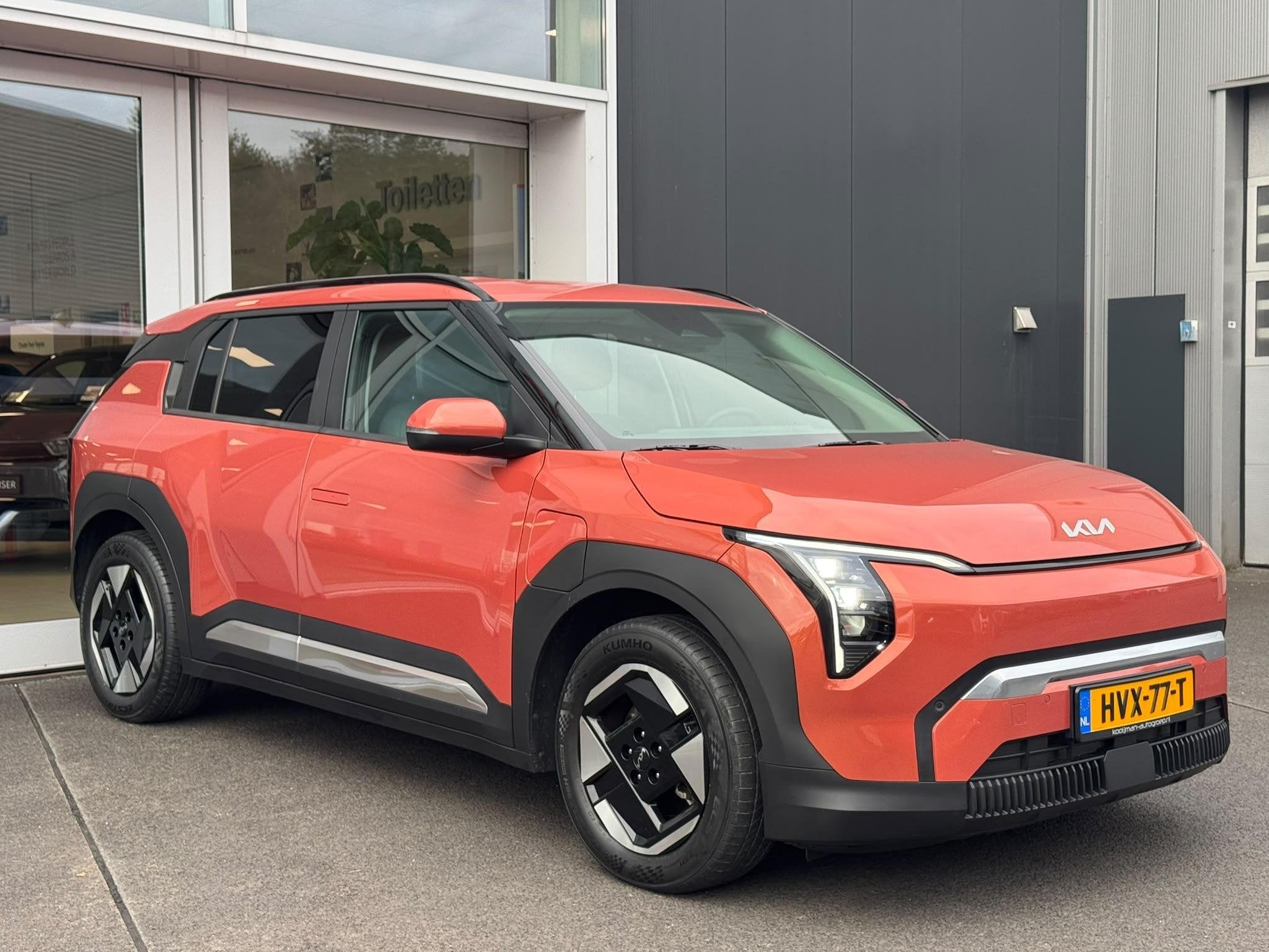 Kia EV3 Plus 81.4 kWh | Dodehoekdetectie | Stoel/stuurverwar, Auto's, Stof, Overige kleuren, Origineel Nederlands, 204 pk