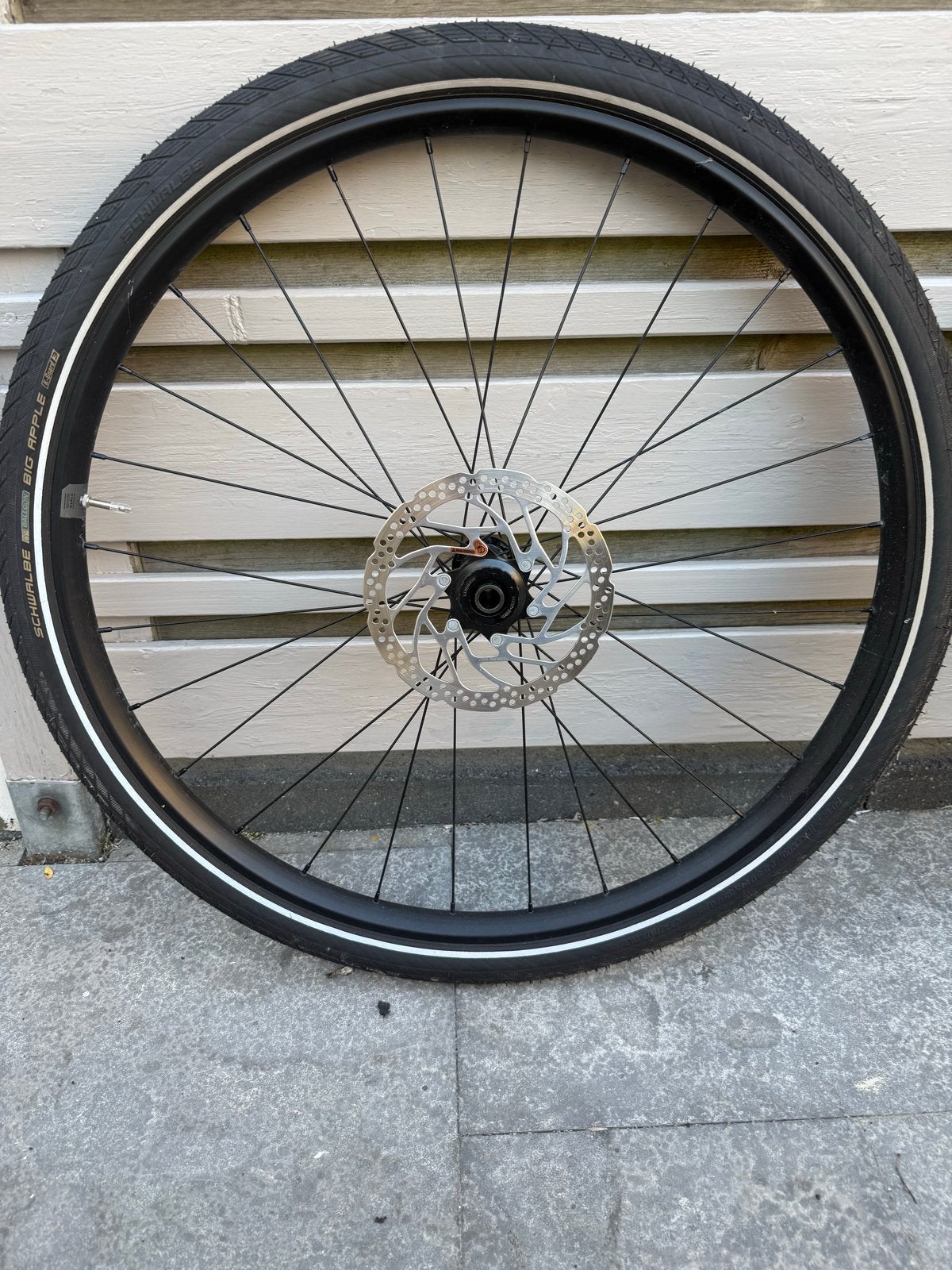Fietswiel met Schwalbe Big Apple band en Shimano schijfrem, Zo goed als nieuw, Aluminium, Mountainbike, Ophalen