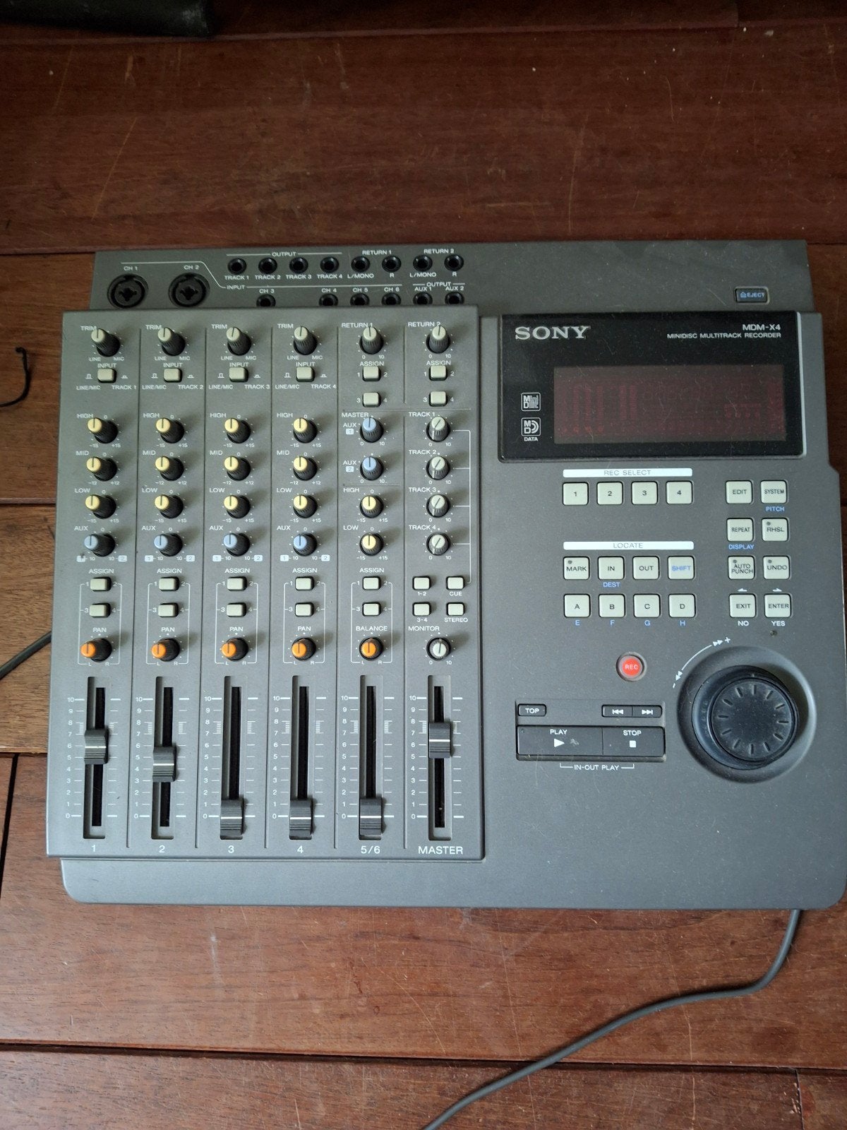 Sony 4 sporen minidisc recorder  mdm x4, Audio, Tv en Foto, Professionele Audio-, Tv- en Video-apparatuur, Ophalen of Verzenden