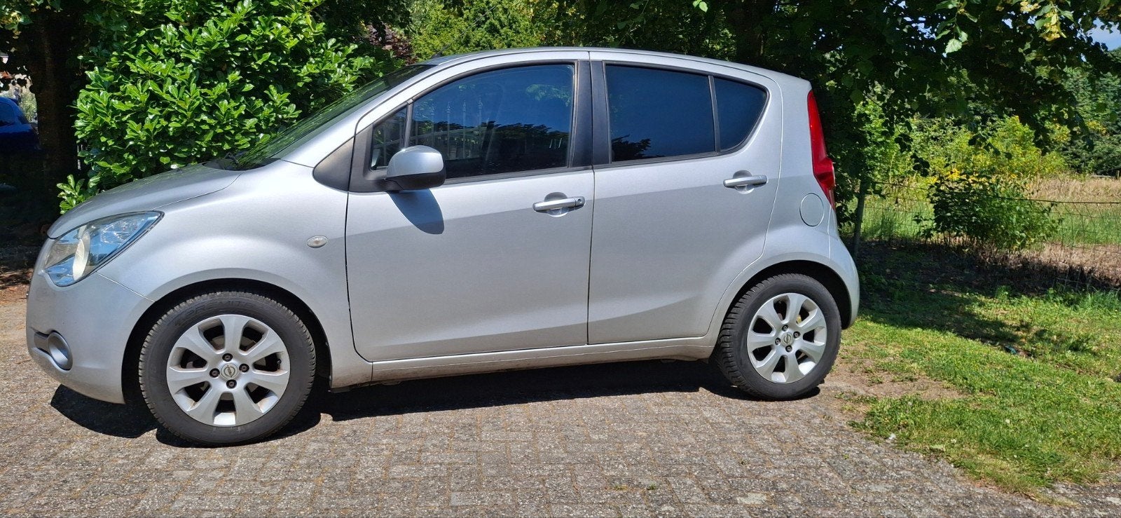 Opel agila 1.2 automaat . Km. 104470  z.g.st, Particulier, Te koop