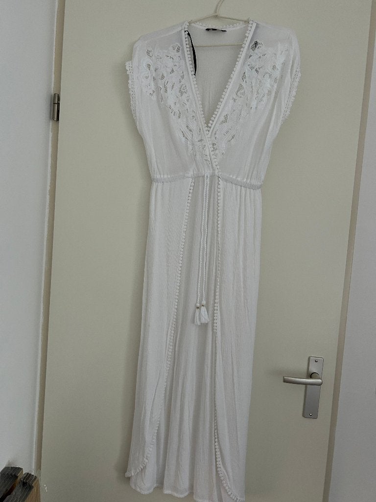 Mooie witte jurk van Spiaggia Dolce maat M, Kleding | Dames, Jurken, Maat 38/40 (M), Wit, Spiaggia Dolce, Ophalen of Verzenden