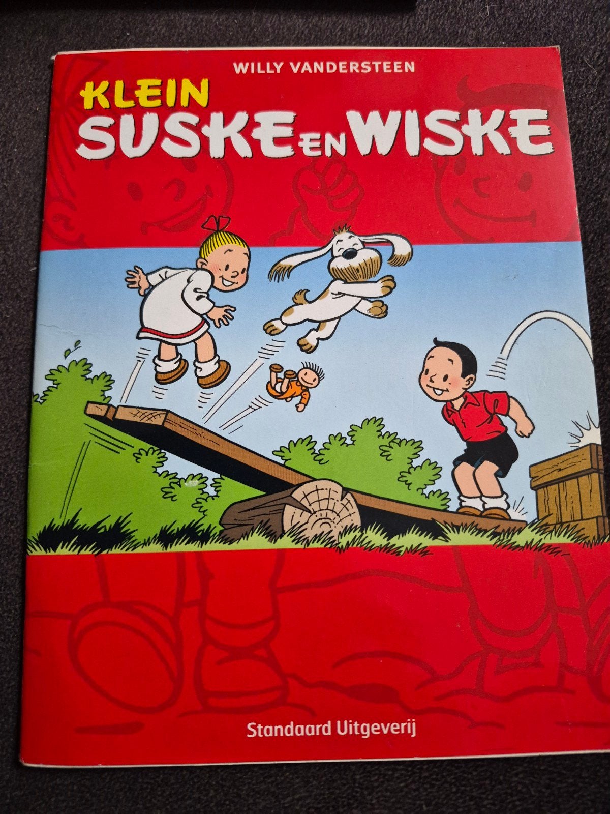 Klein Suske en Wiske - Guitige spruitjes nr. 5 (2004), Eén stripboek, Ophalen of Verzenden, Nieuw, Willy Vandersteen