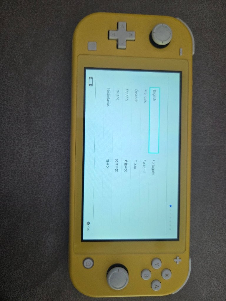 Nintendo Switch Lite Geel - Zo goed als nieuw, Spelcomputers en Games, Ophalen of Verzenden, Geel, Gebruikt, Met beschermhoes of tas