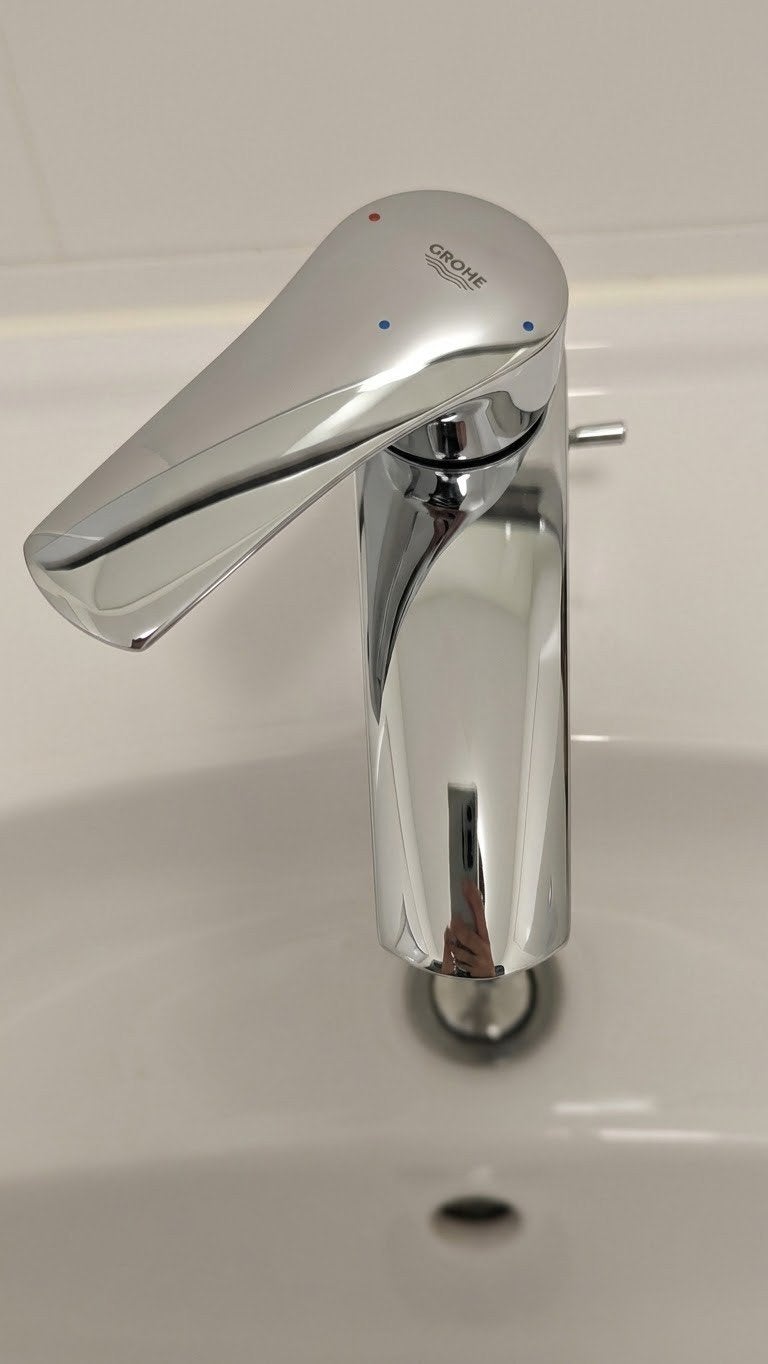 Villeroy & Boch wastafel met Grohe kraan, Ophalen of Verzenden, Zo goed als nieuw, Chroom, Wastafel