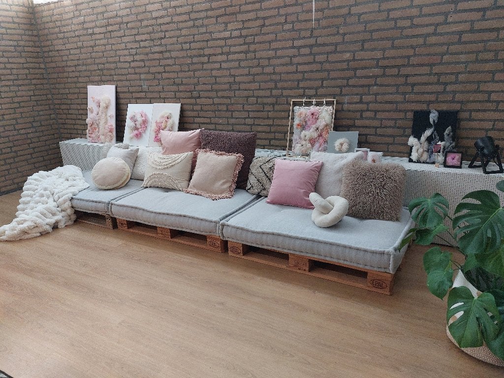 Mooie pallet bank met (sier)kussens, Ophalen, Gebruikt, 300 cm of meer, 75 tot 100 cm